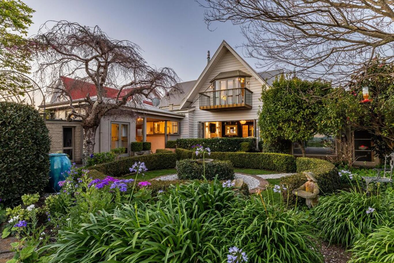 Image of 10 Lighthouse Road, Bluff Hill, Hawke's Bay