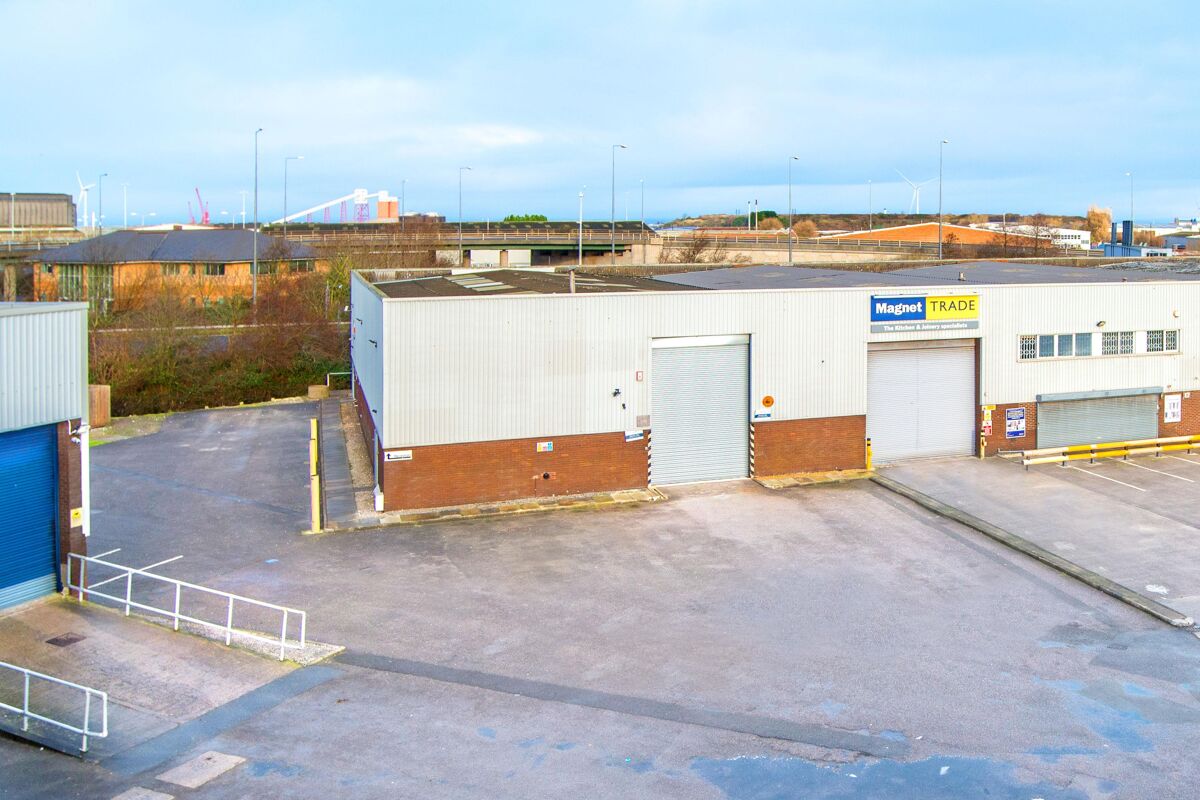 Industrial/Distribution to rent in Unit 9 Avonbridge Trading Estate