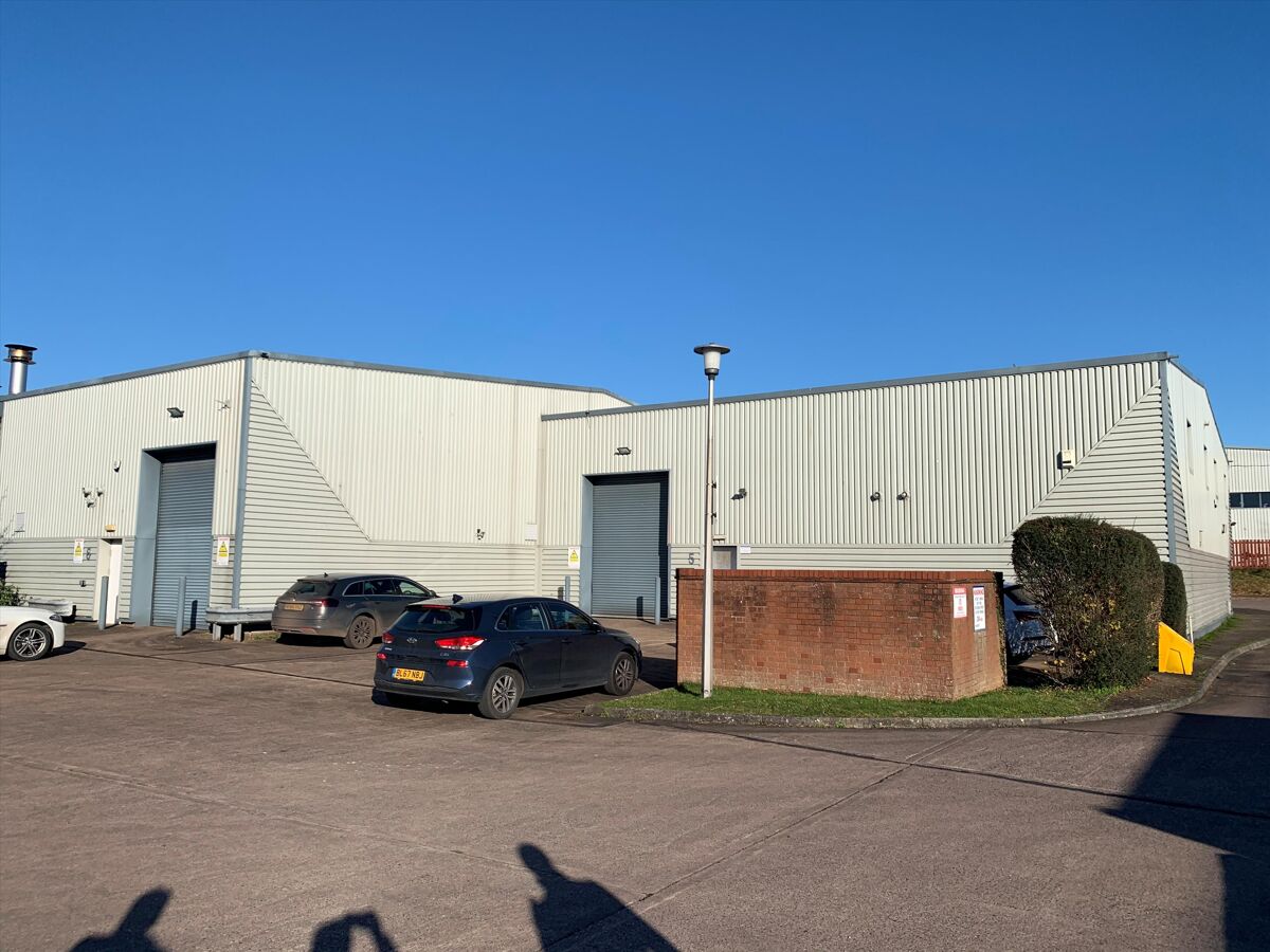 Industrial/Distribution to rent in Unit 5 Blackdown Park, South View