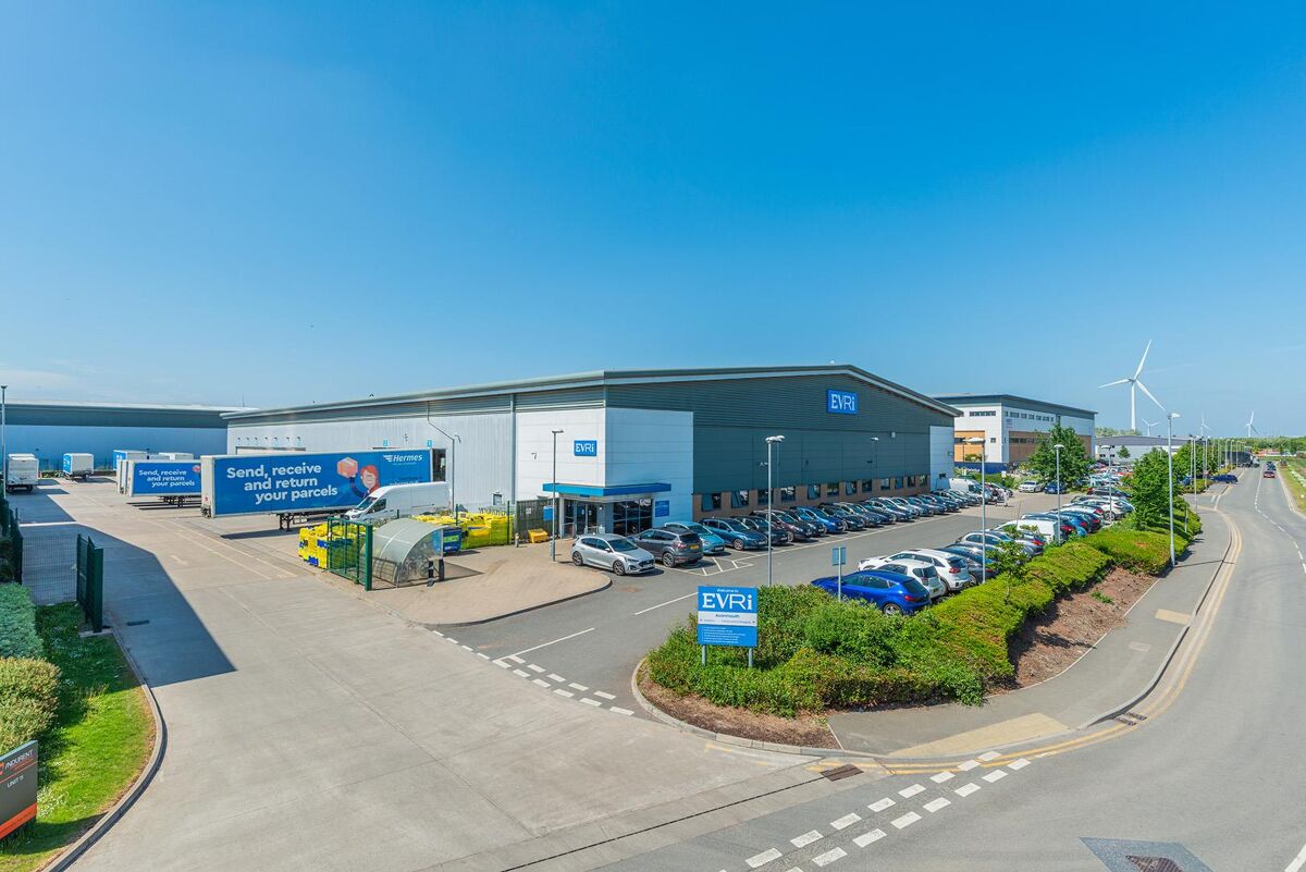 Detached, low density, high specification distribution warehouse.