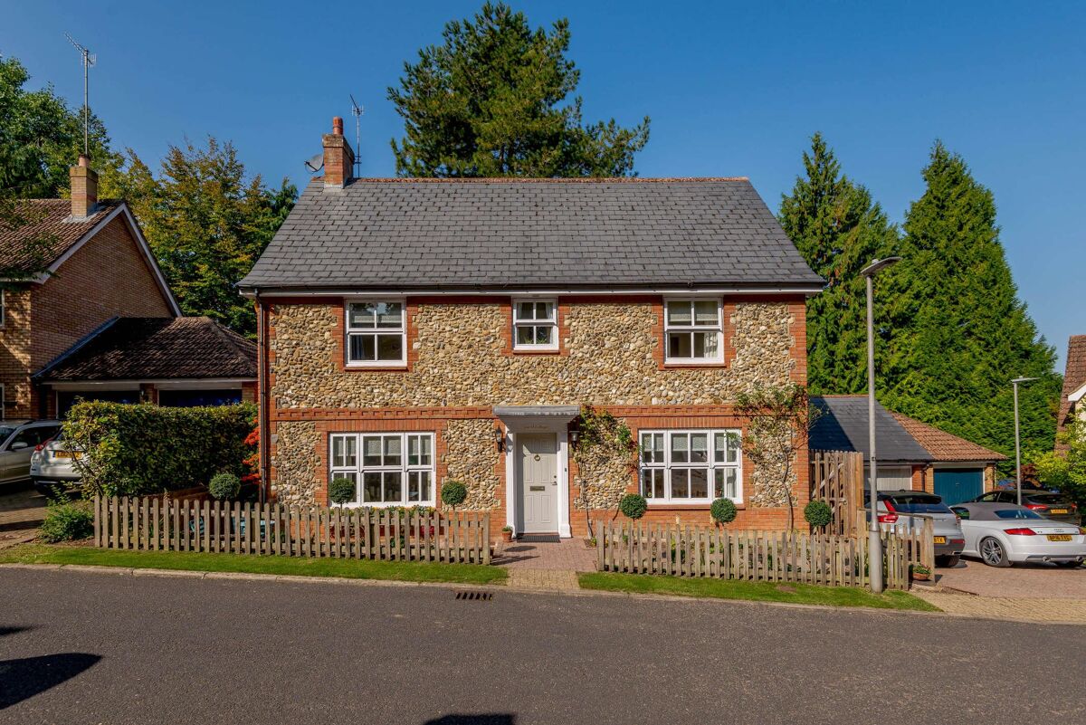 house for sale in Beechcroft, Chesham Road, Berkhamsted, Hertfordshire