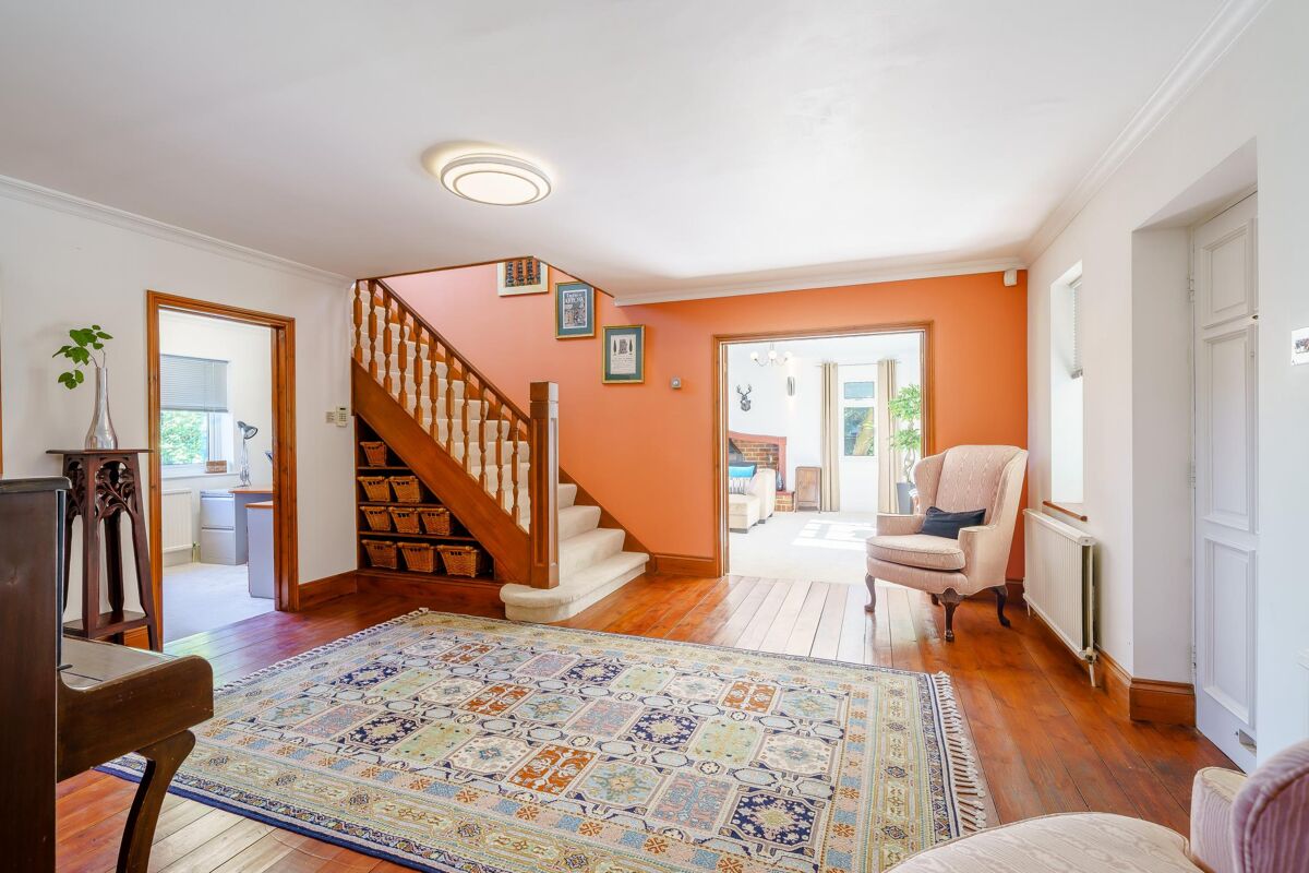 house for sale in Chinnor Road, Bledlow Ridge, Buckinghamshire, HP14 BCN012048307 Knight Frank