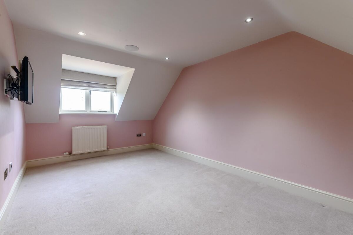 house for sale in Weston Road, Aston Clinton, Aylesbury