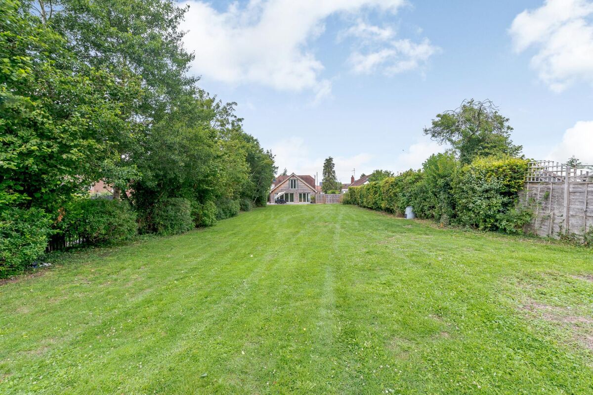 house for sale in Weston Road, Aston Clinton, Aylesbury