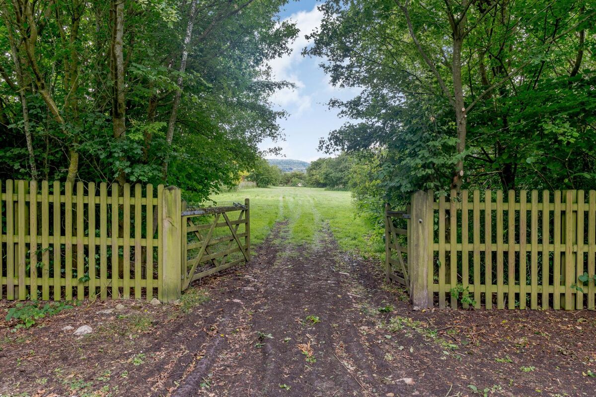 house for sale in Weston Road, Aston Clinton, Aylesbury