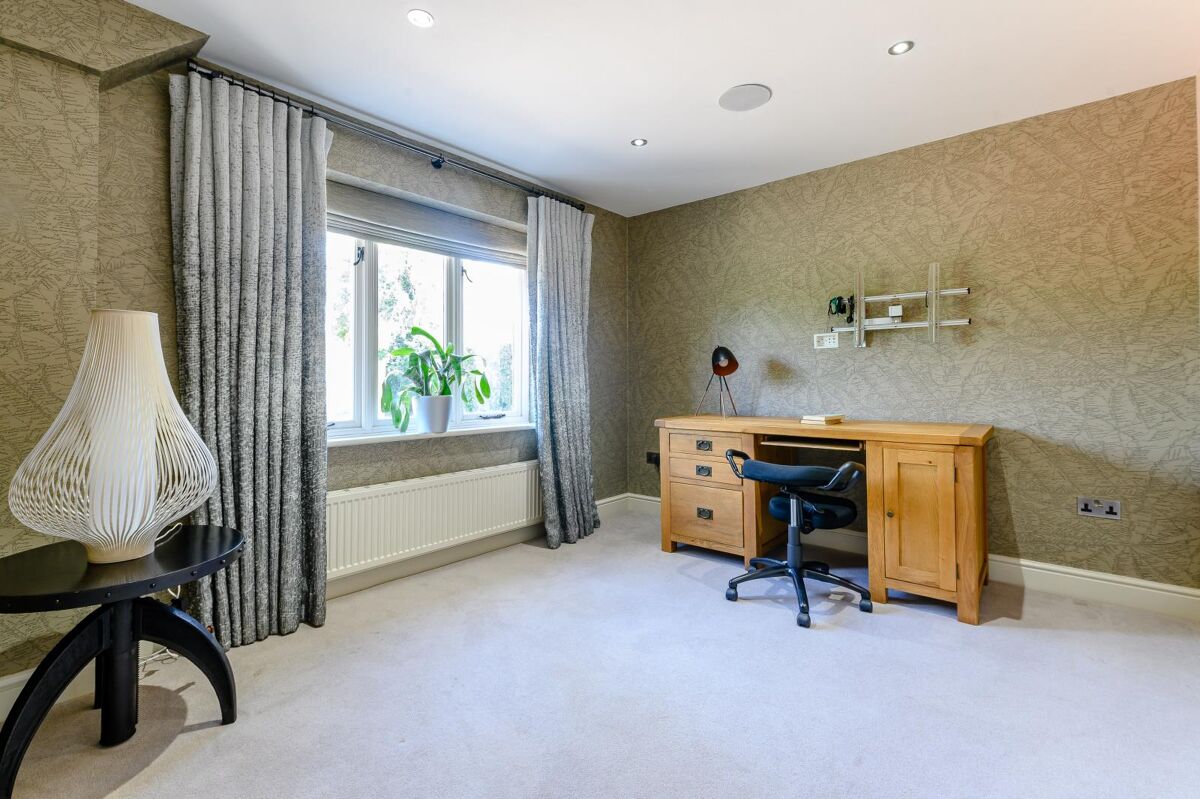 house for sale in Weston Road, Aston Clinton, Aylesbury