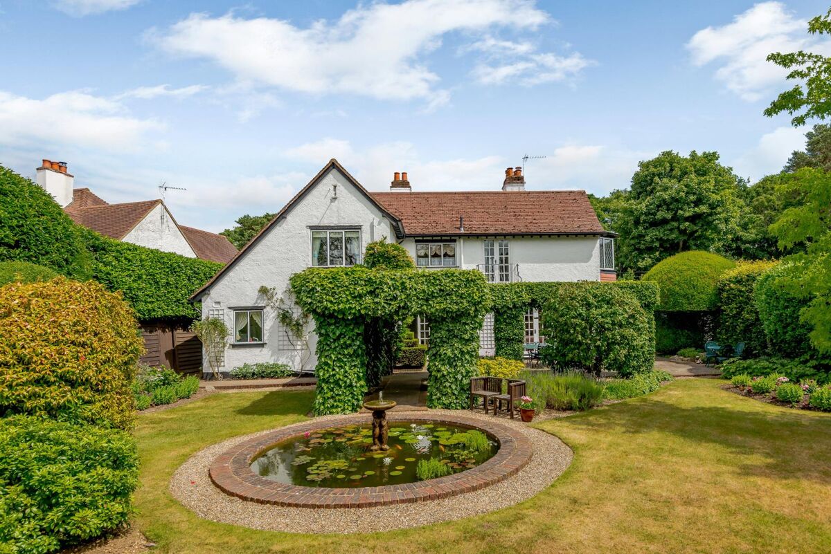 house for sale in South Side, Chalfont St. Peter, Gerrards Cross, SL9