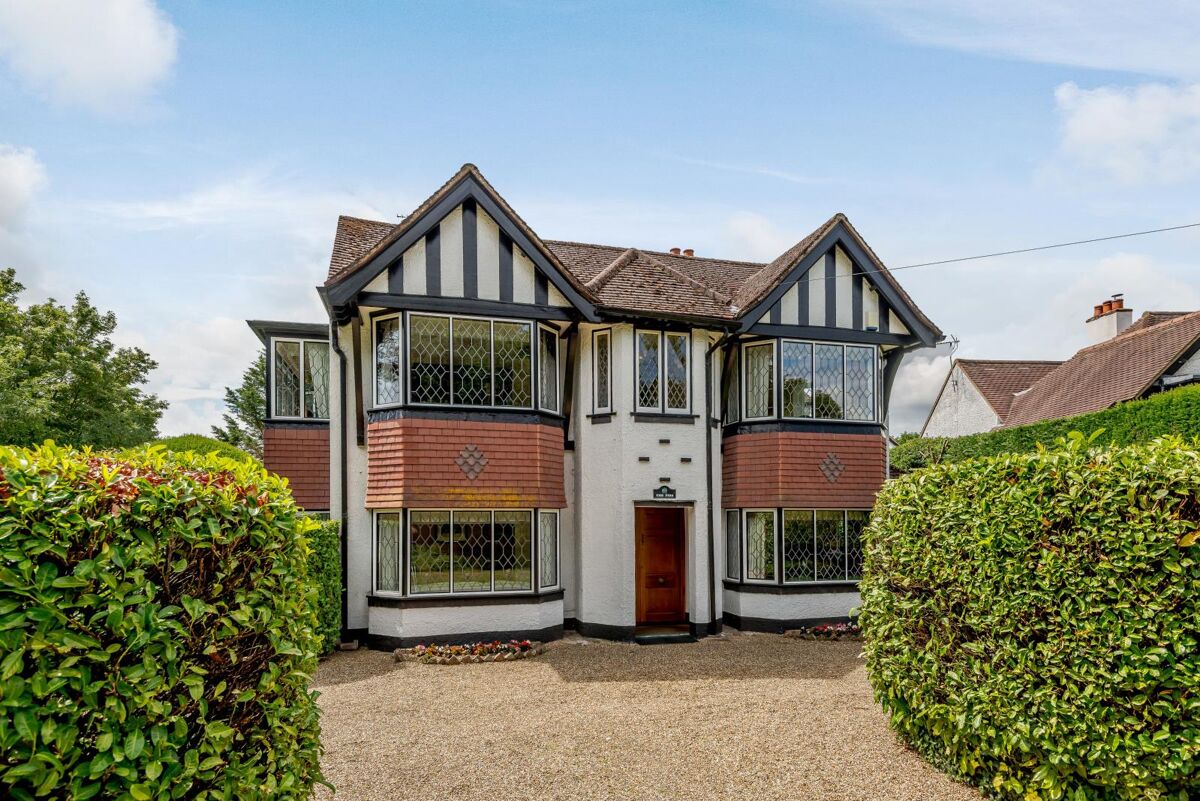 house for sale in South Side, Chalfont St. Peter, Gerrards Cross, SL9