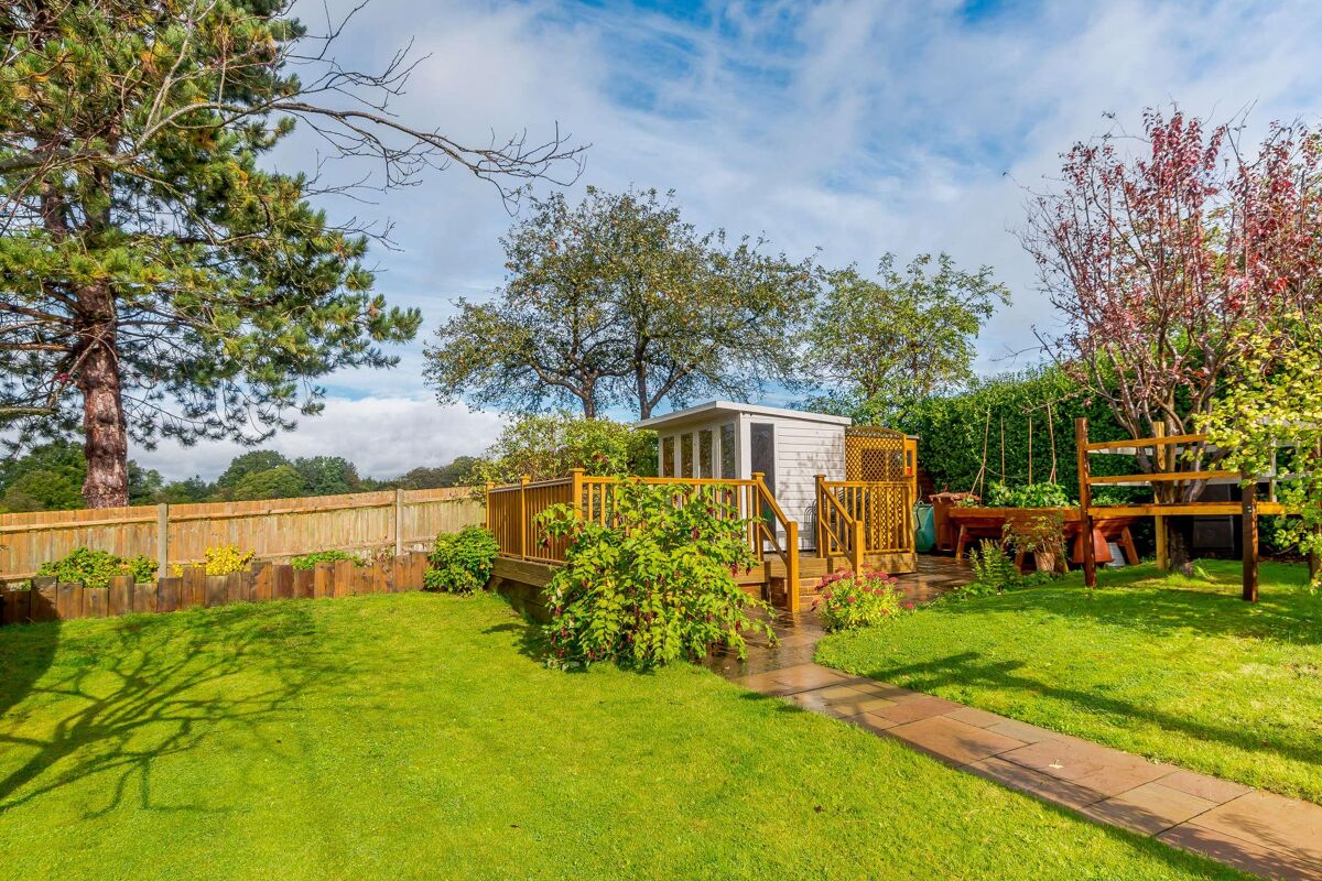 house for sale in Toms Lane, Kings Langley, Hertfordshire, WD4