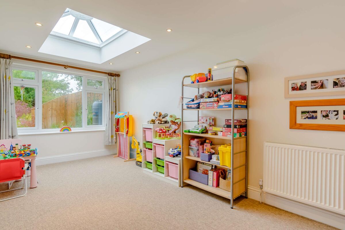 house for sale in Toms Lane, Kings Langley, Hertfordshire, WD4