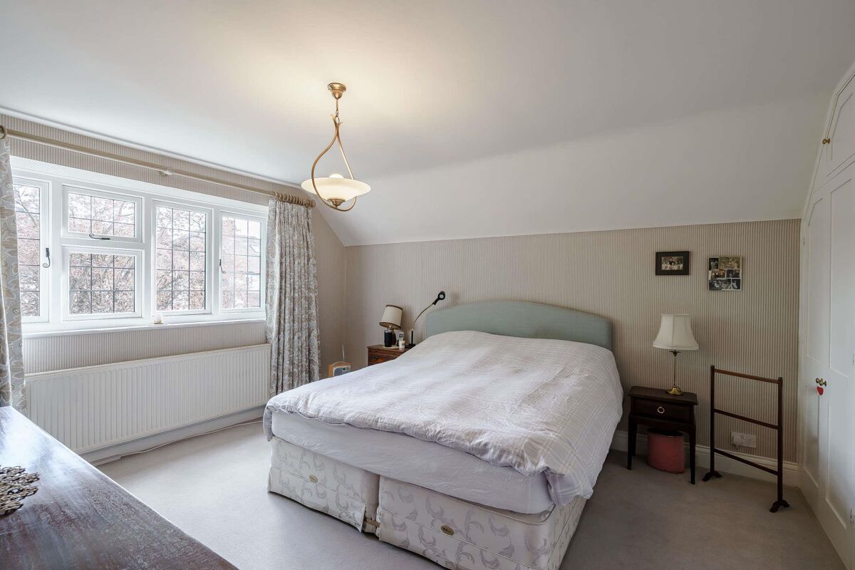 house for sale in Baring Road, Beaconsfield, HP9 BCN012110724