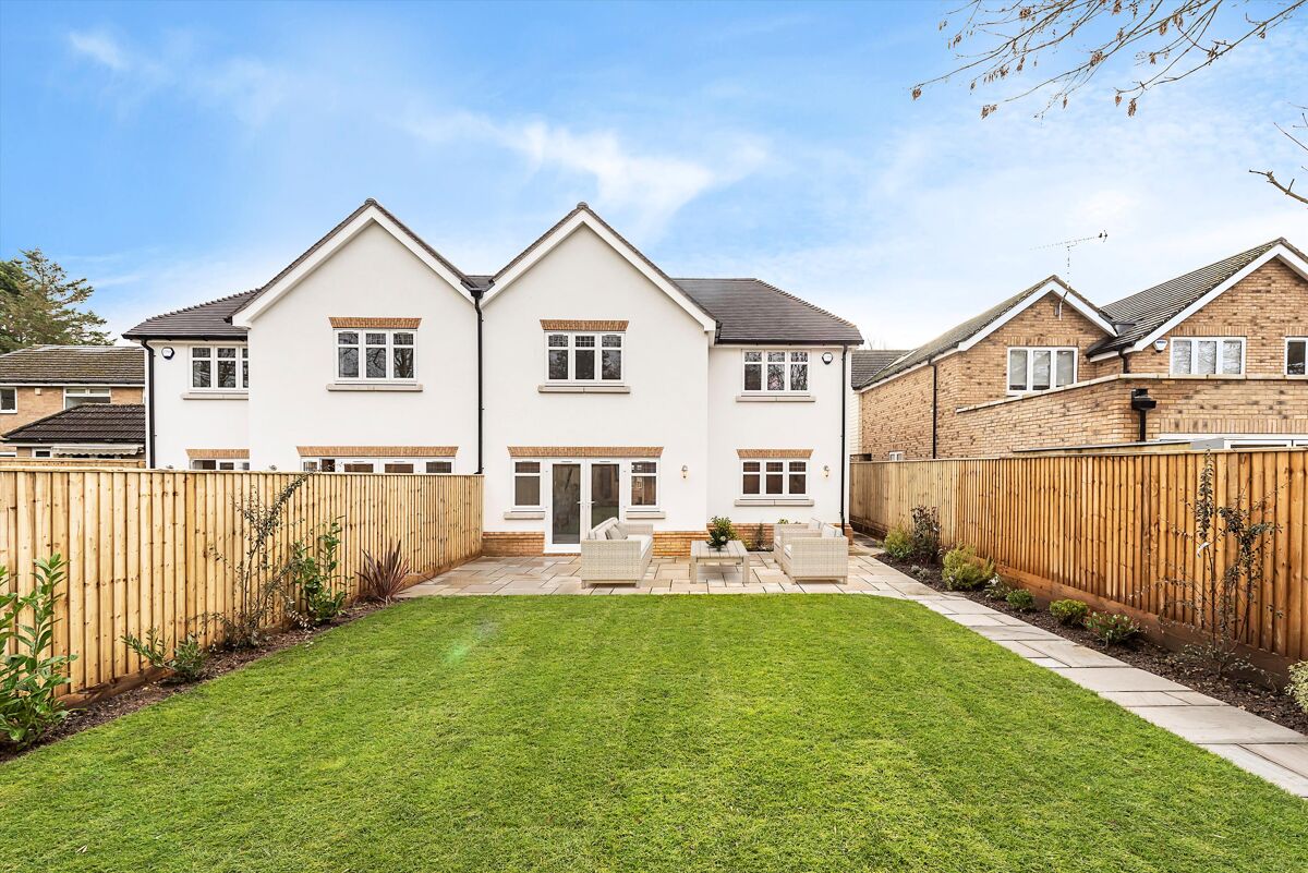 house for sale in Wattleton Road, Beaconsfield, HP9. BCN012123345