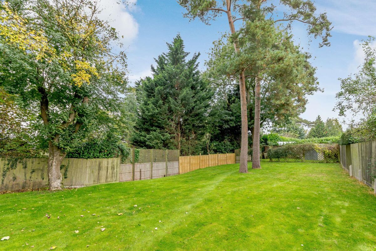 house for sale in Meadway, Berkhamsted, Hertfordshire, HP4