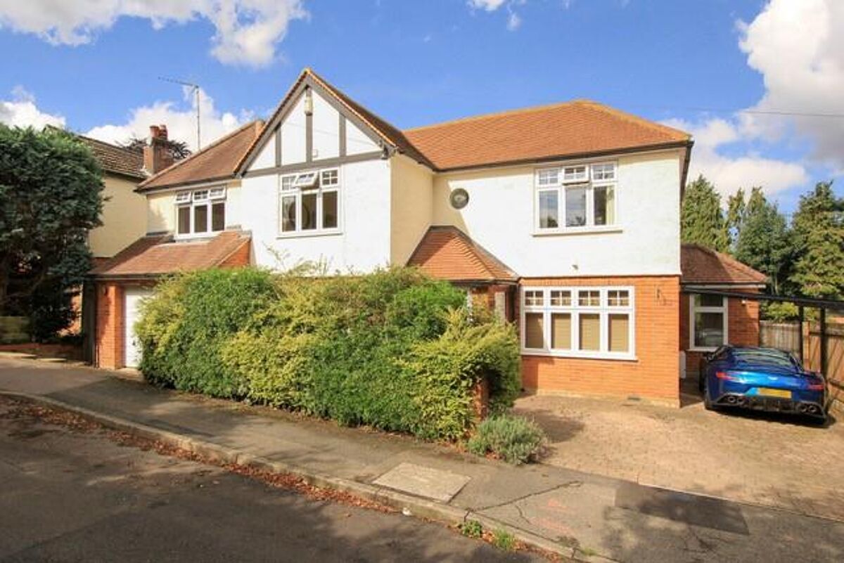 house for sale in Upper Ashlyns Road, Berkhamsted, Hertfordshire, HP4 ...