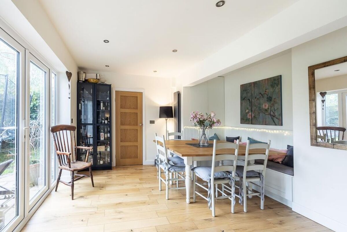 house for sale in Hollyfield Close, Tring, Hertfordshire, HP23 BCN012167861 Knight Frank