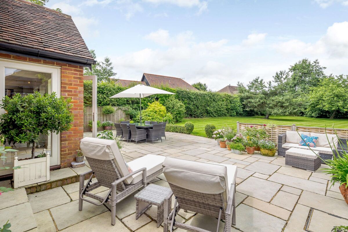 house for sale in Village Road, Ballinger, Great Missenden, HP16