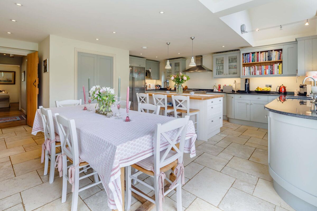 house for sale in Village Road, Ballinger, Great Missenden, HP16