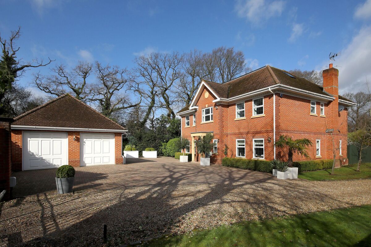 house for sale in Chestnut Road, Beaconsfield, Buckinghamshire, HP9