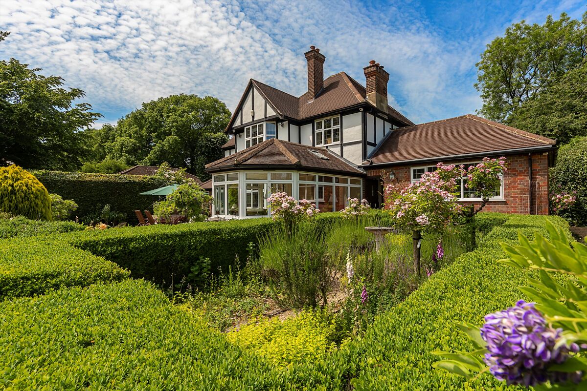 house for sale in Stoney Lane, Bovingdon, Hertfordshire, HP3