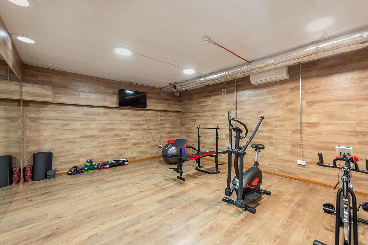 flat for sale in Gregories Road, Beaconsfield, HP9 BCN012253643