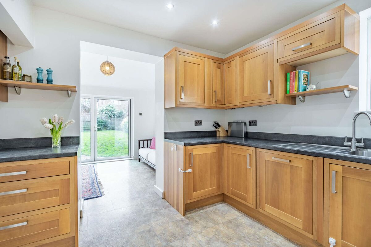 house for sale in Waller Road, Beaconsfield, HP9 BCN012270016