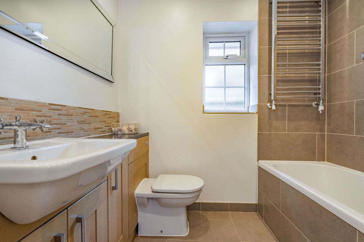 house for sale in Waller Road, Beaconsfield, HP9 BCN012270016