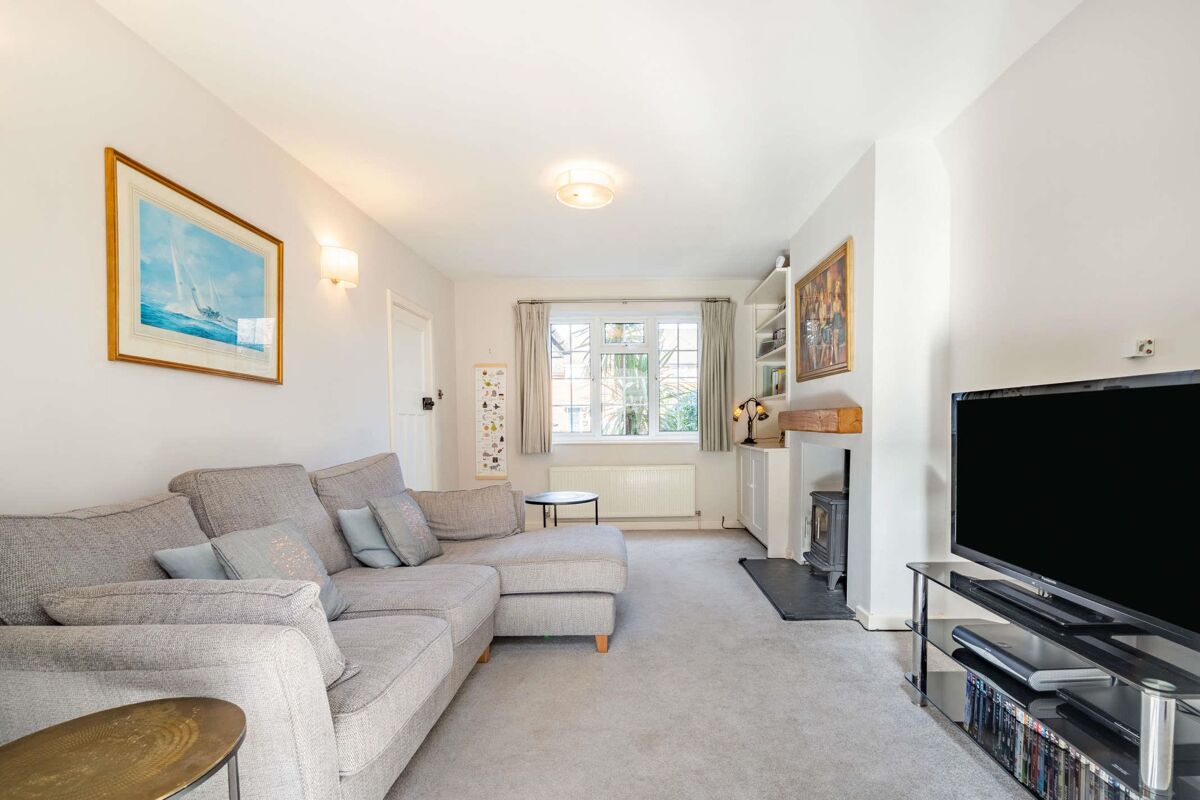 house for sale in Waller Road, Beaconsfield, HP9 BCN012270016