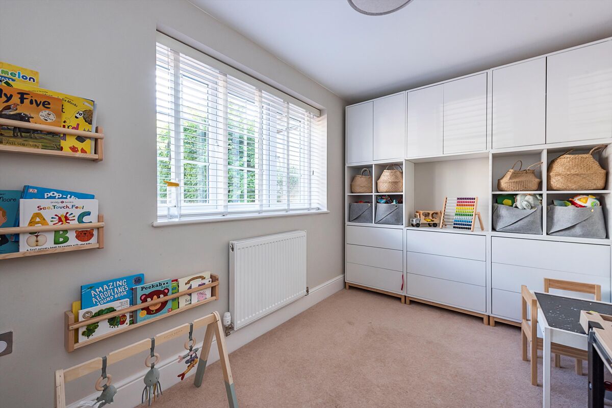 house for sale in Grove Road, Tring, Hertfordshire, HP23 BCN012277872