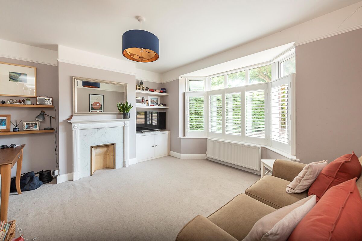 house for sale in Lakes Lane, Beaconsfield, HP9 BCN012279974 Knight