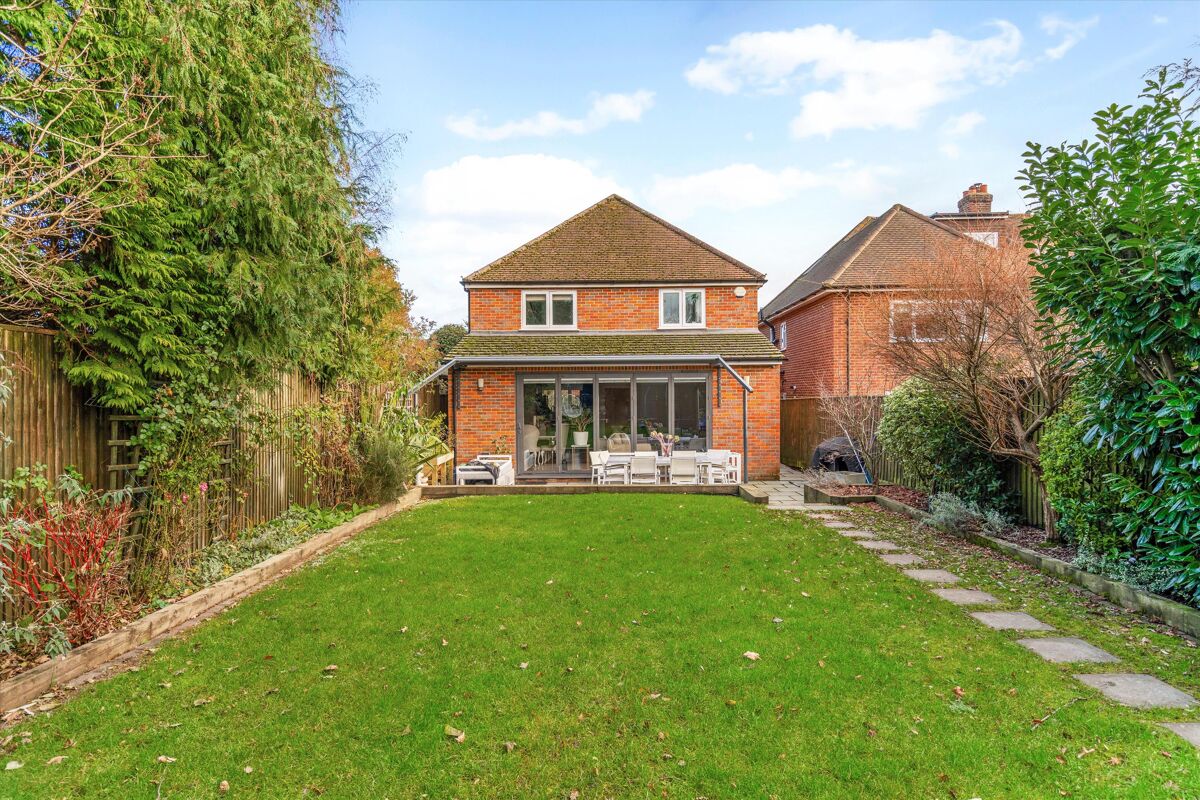 house for sale in Lakes Lane, Beaconsfield, HP9 BCN012334249 Knight