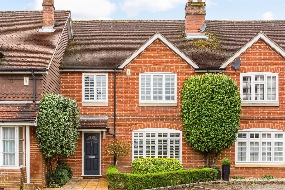 house for sale in Crossways, Beaconsfield, HP9 BCN012391956 Knight Frank