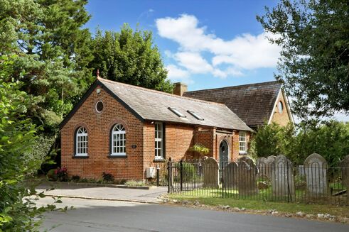 Picture of 4 bedroom house for sale.