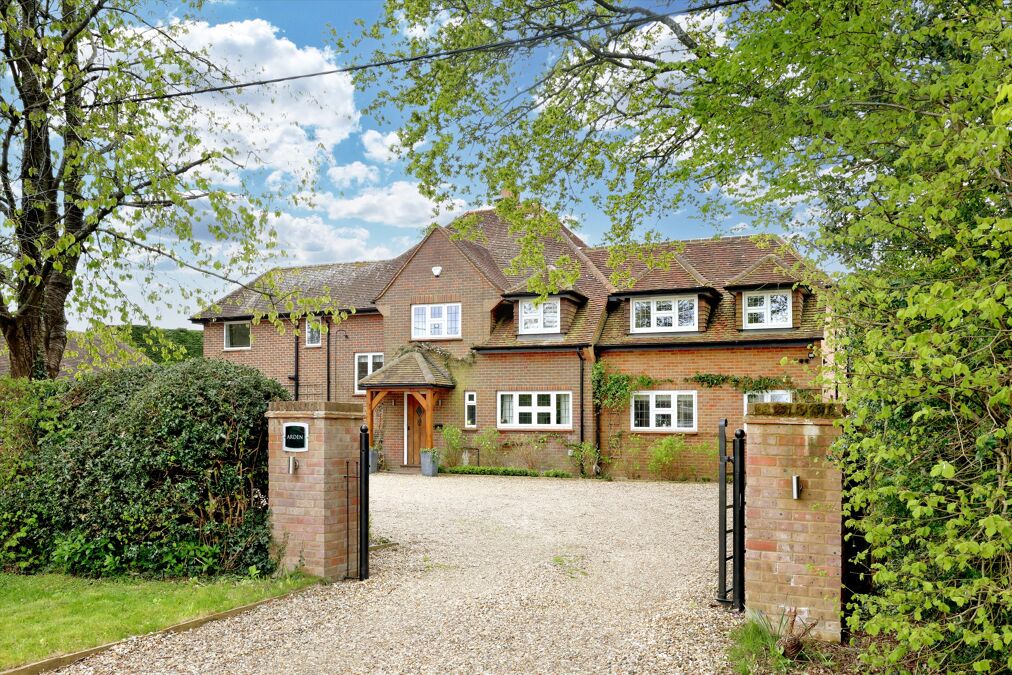 Image of Weedon Hill, Hyde Heath, Amersham, Buckinghamshire, HP6