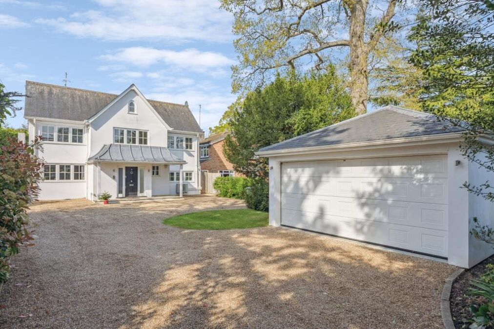 Image of Grove Road, Tring, Hertfordshire, HP23
