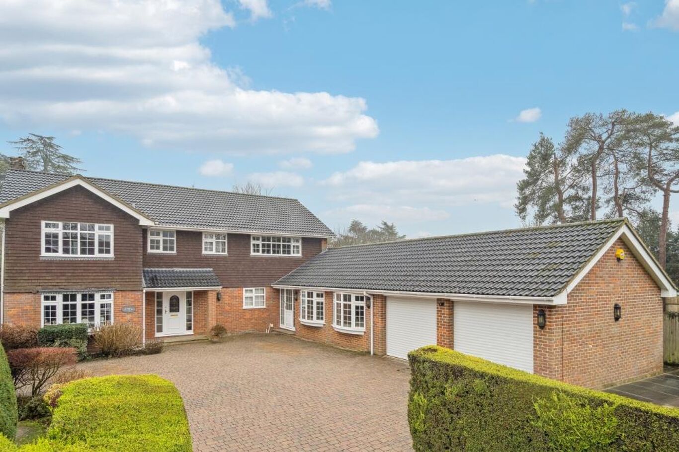 Image of Manor Close, Penn, High Wycombe, Buckinghamshire HP10