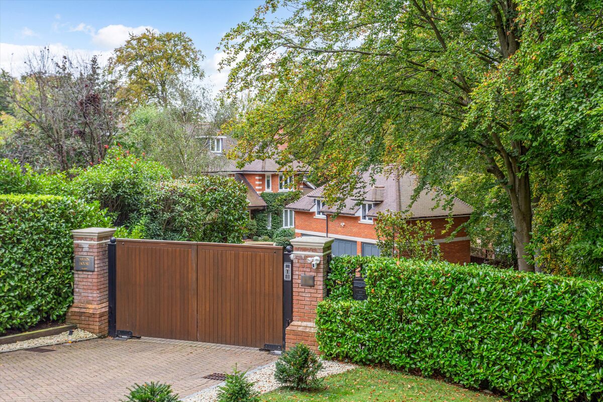 house for sale in Stratton Road, Beaconsfield, Buckinghamshire, HP9