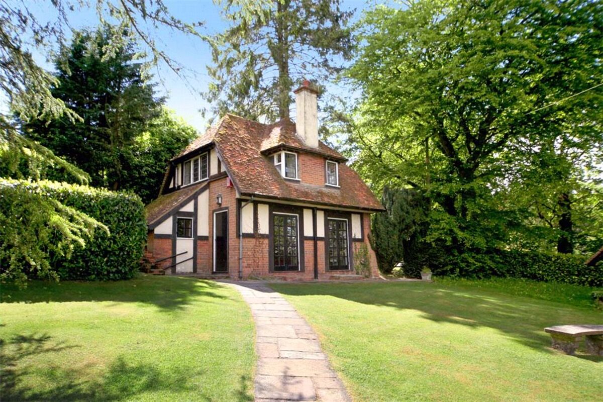 house for sale in Broomfield Hill, Great Missenden, Buckinghamshire