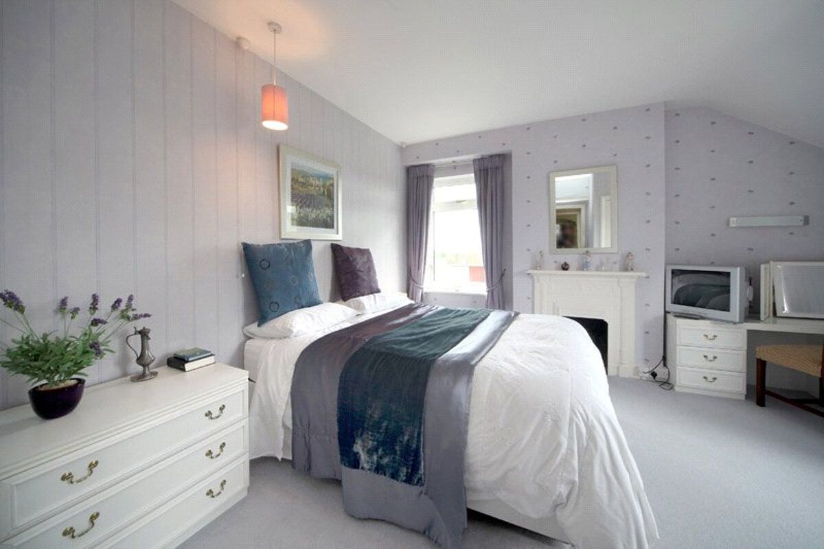 house for sale in Henton, Oxfordshire, OX39 BCN110106 Knight Frank