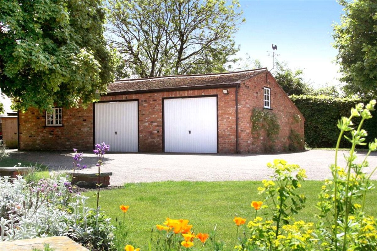 house for sale in Spring Lane, Cookham Dean, Maidenhead, Berkshire, SL6