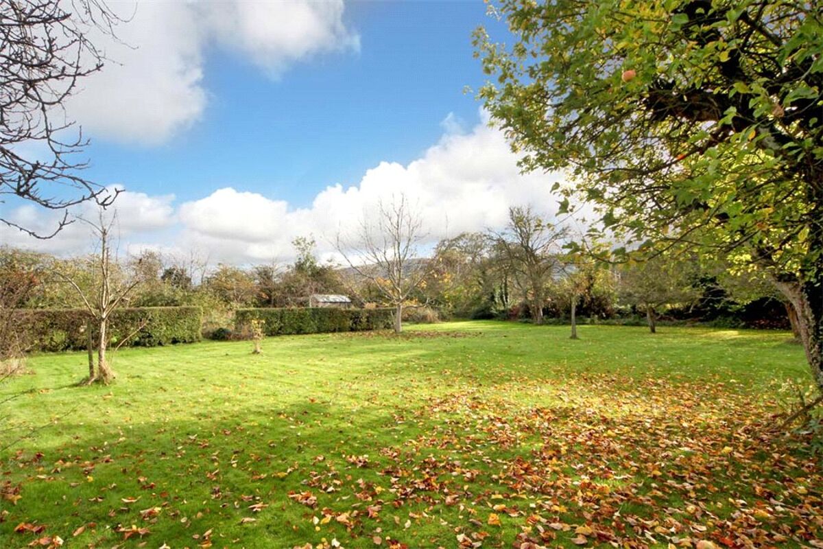 house for sale in High Street, Chinnor, Oxfordshire, OX39 BCN140202