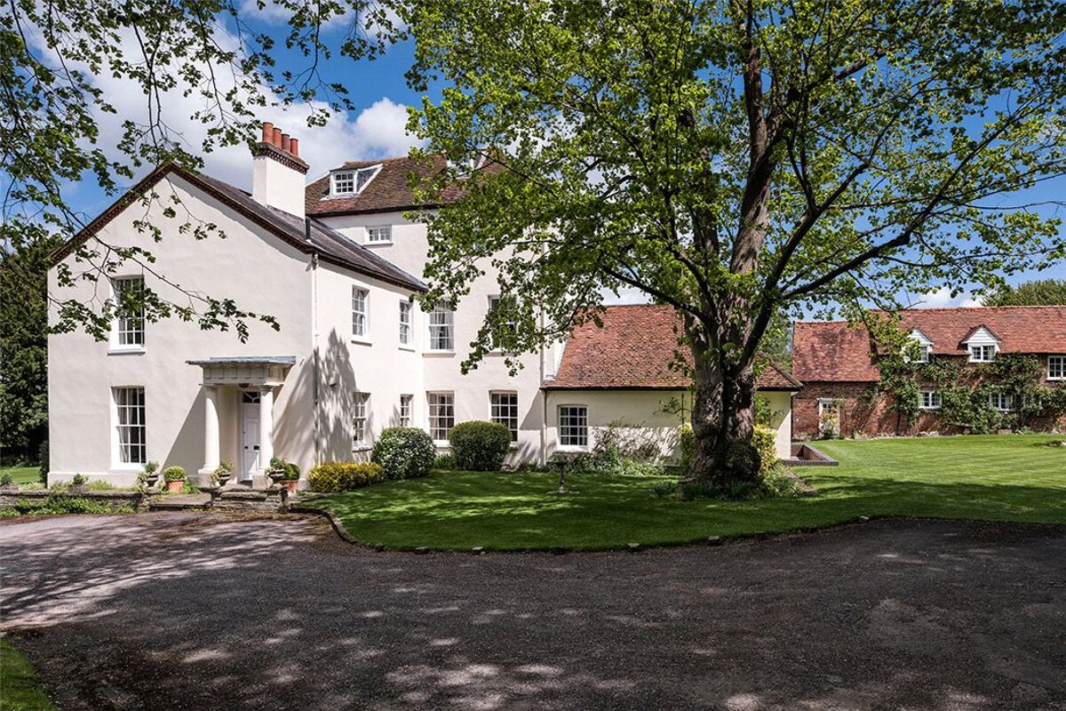 house for sale in Upper Icknield Way, Saunderton, Princes Risborough