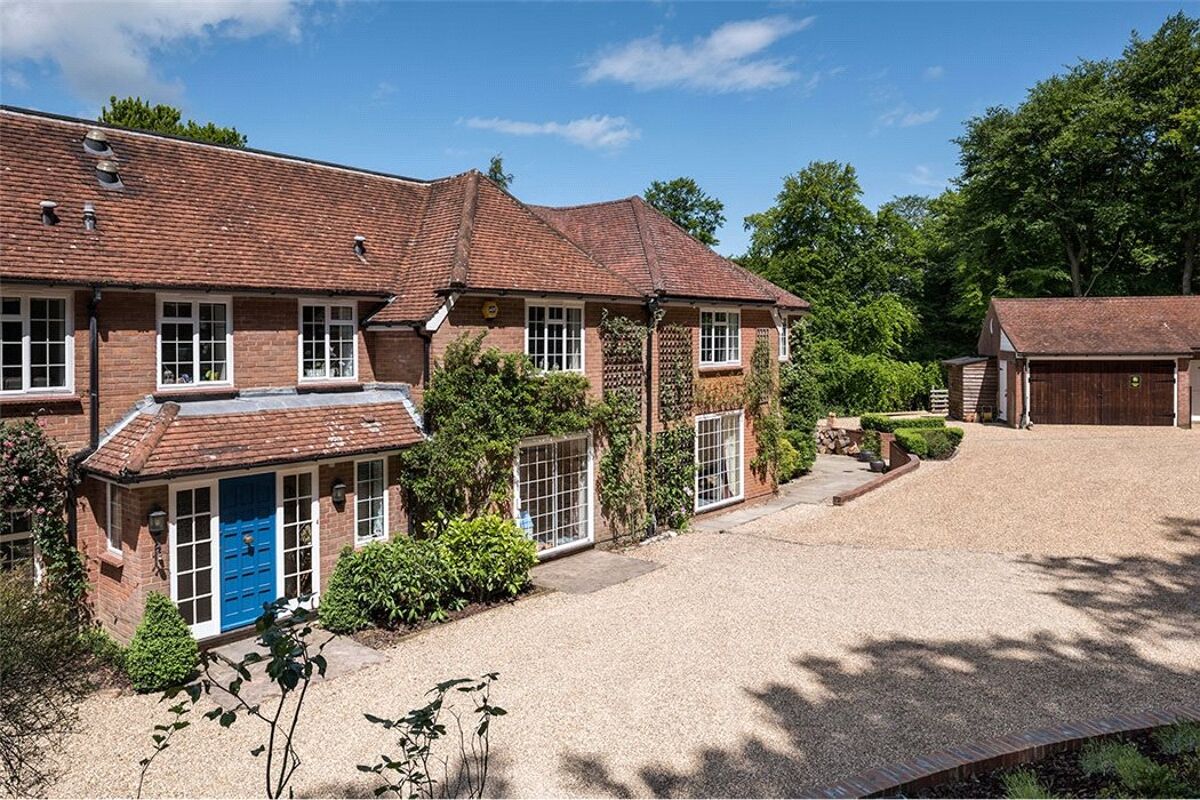 house for sale in Chinnor Hill, Chinnor, Oxfordshire, OX39 BCN150145