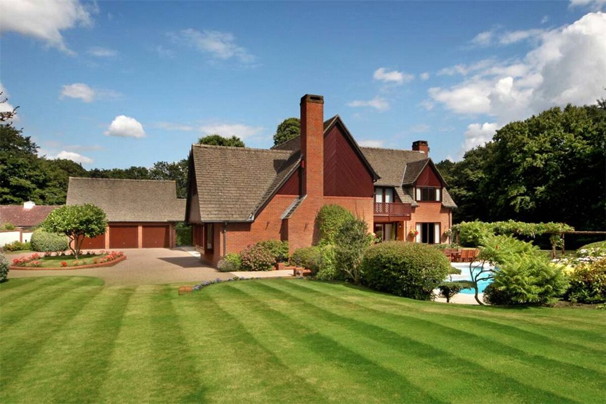 house for sale in Penn Road, Knotty Green, Beaconsfield