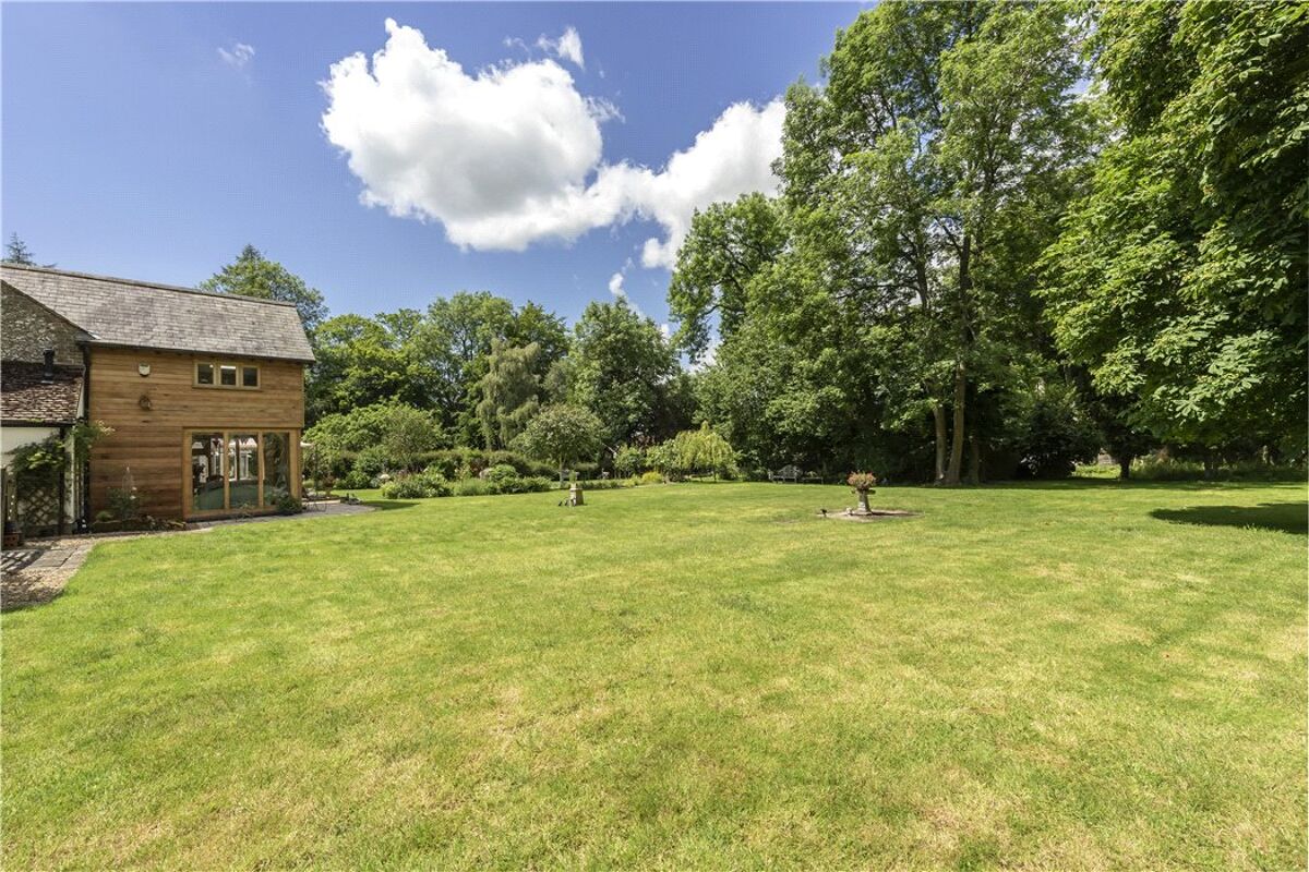 house for sale in Hill Top Cottage, Hill Top Lane, Chinnor Hill