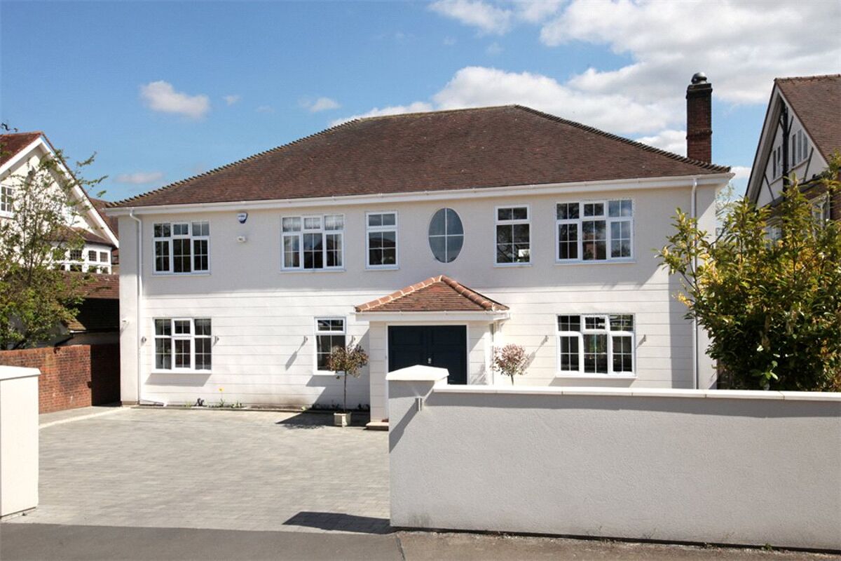 house for sale in Grove Road, Beaconsfield, Buckinghamshire, HP9