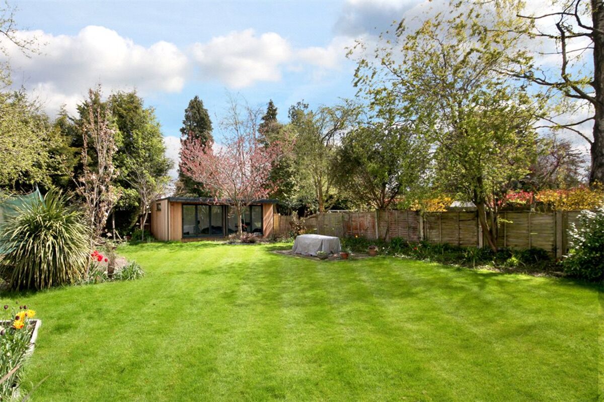 house for sale in Grove Road, Beaconsfield, Buckinghamshire, HP9