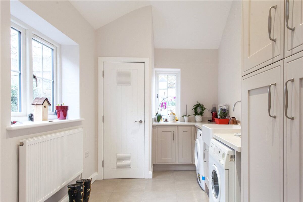 house for sale in Crowell, Chinnor, OX39 BCN170025 Knight Frank