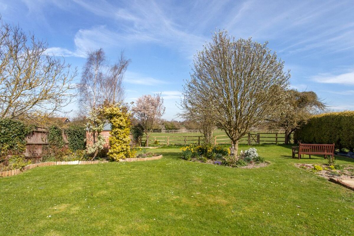 house for sale in Crowell, Chinnor, OX39 BCN170025 Knight Frank