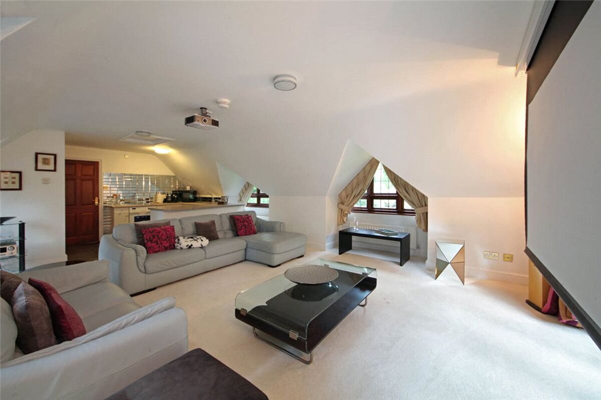 house for sale in Camp Road, Gerrards Cross, SL9 BCN170034 Knight Frank