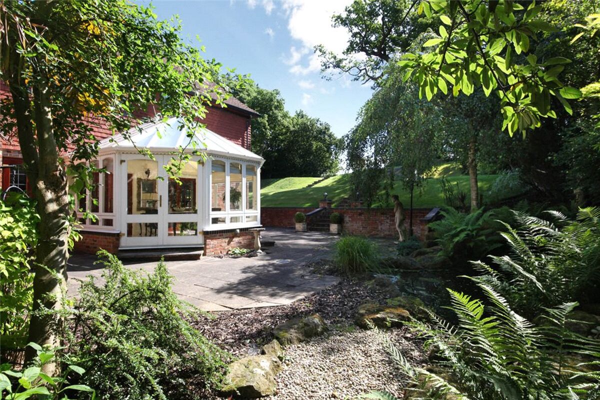 house for sale in Camp Road, Gerrards Cross, SL9 BCN170034 Knight Frank